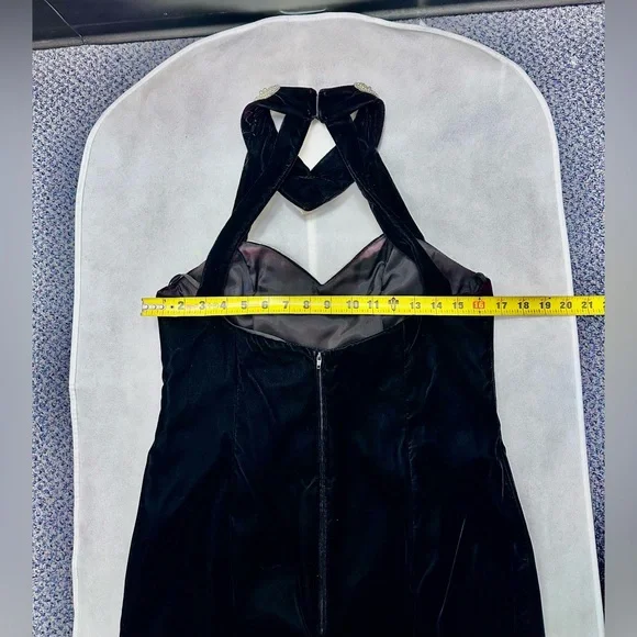 Dave & Johnny black velvet  w/white beads. GORGEOUS!SZE 11/12 GREAT CONDITION - Picture 11 of 15